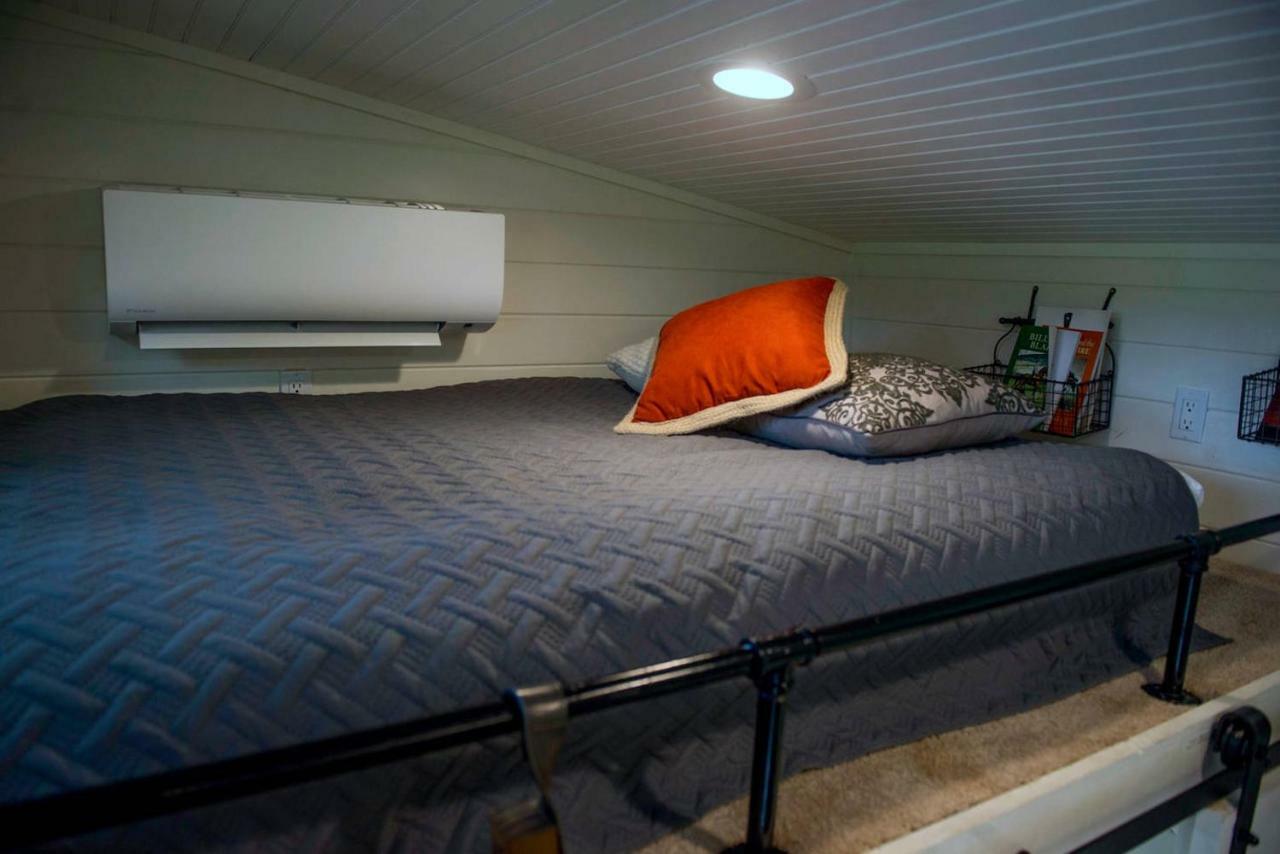 Montana Escape Elegant Tiny House In Waco Near Magnolia 빌라 외부 사진
