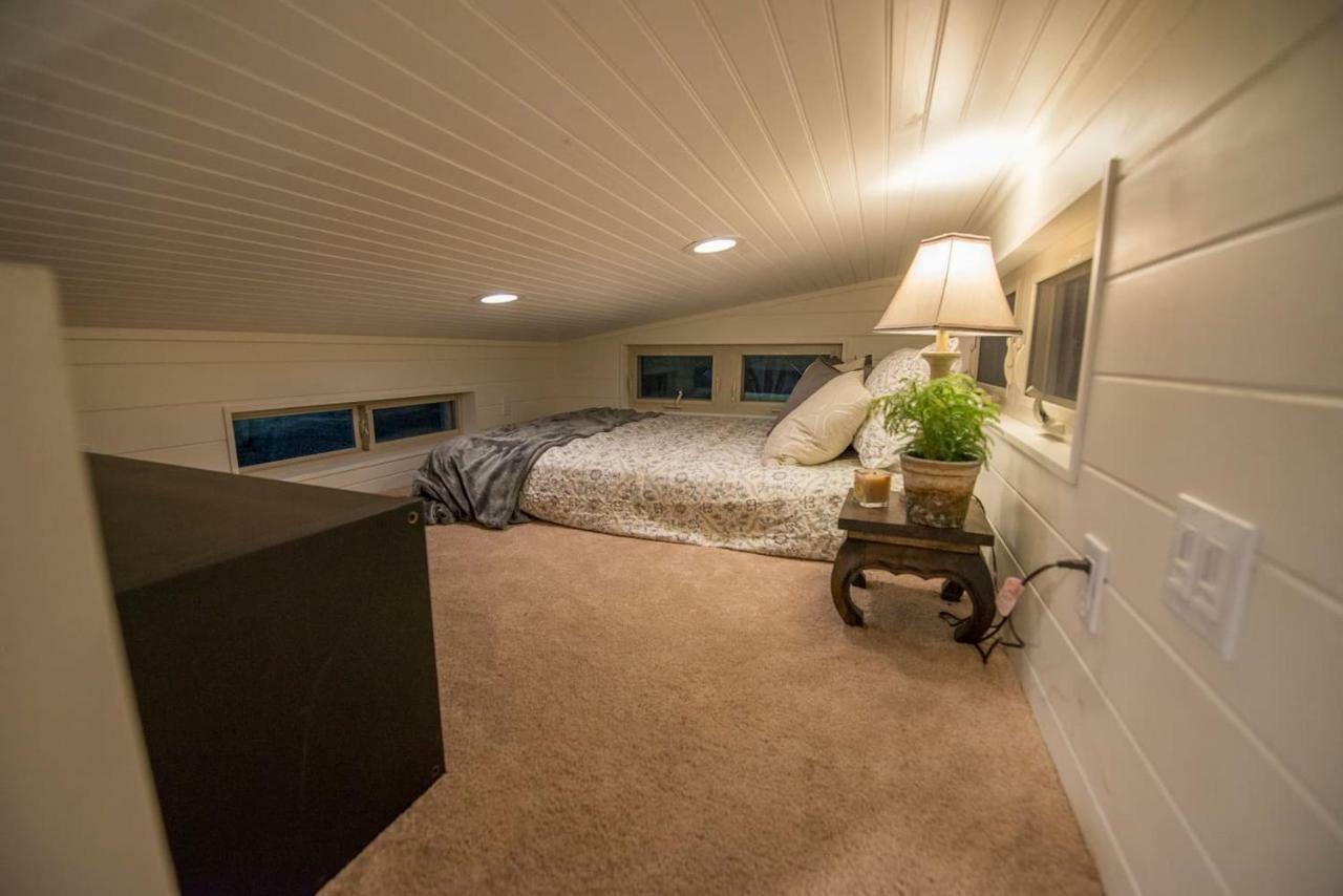 Montana Escape Elegant Tiny House In Waco Near Magnolia 빌라 외부 사진